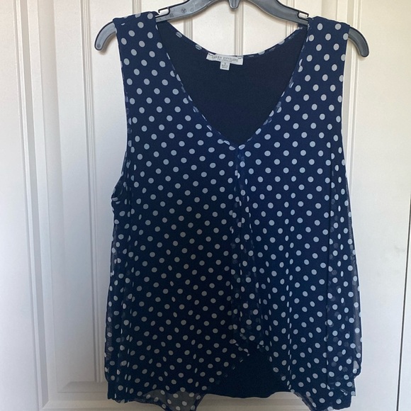 Cute Summer Top! - Picture 1 of 4